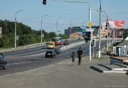 Люберцы (летом):Октябрьский пр-т. Мост в районе станции "Мальчики".
